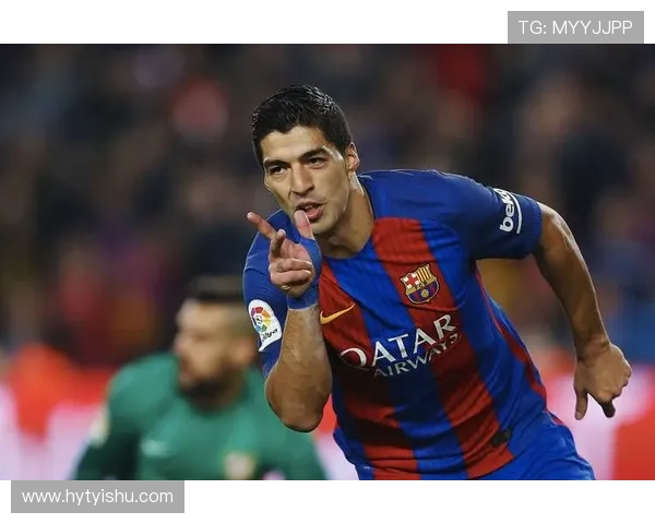 全球足球巨星排行榜揭晓前三名明星球员的精彩表现与成就分析